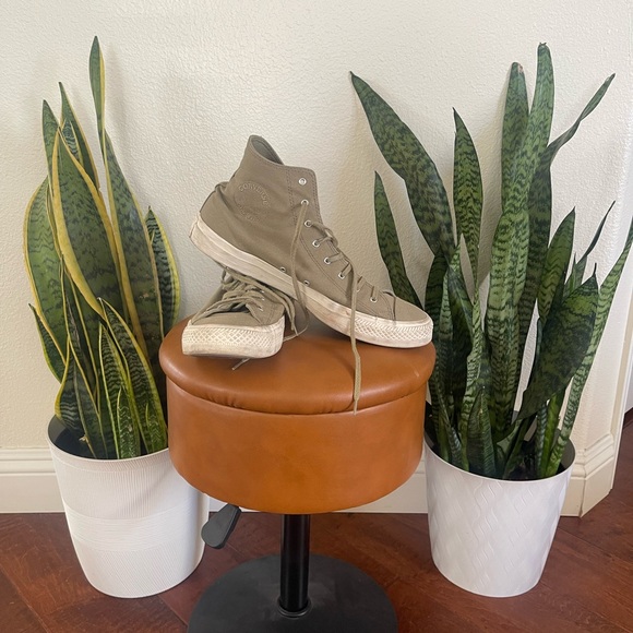 Converse All Stars Other - Converse High-Top Men's Sneakers in Olive Green good condition